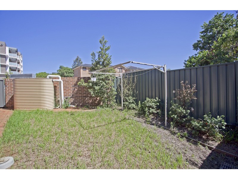 1/1 Ikara Crescent, Moorebank NSW 2170