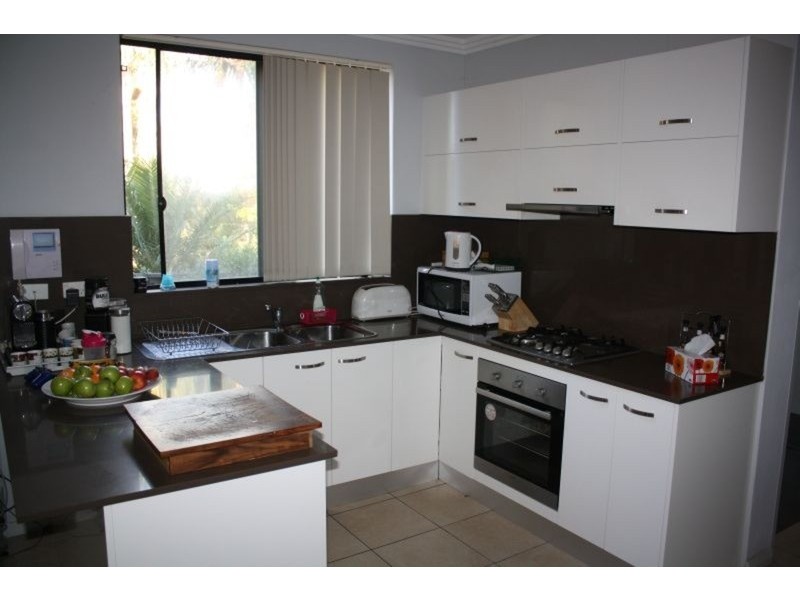 6/1 Ikara Crescent, Moorebank NSW 2170