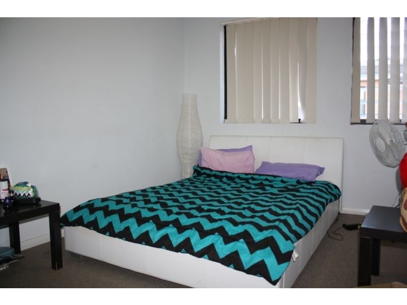 6/1 Ikara Crescent, Moorebank NSW 2170