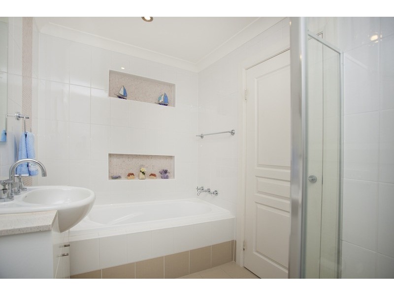 4/69 Lucas  Road, East Hills NSW 2213