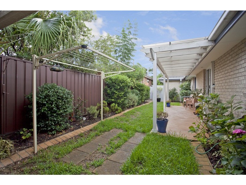 4/69 Lucas  Road, East Hills NSW 2213