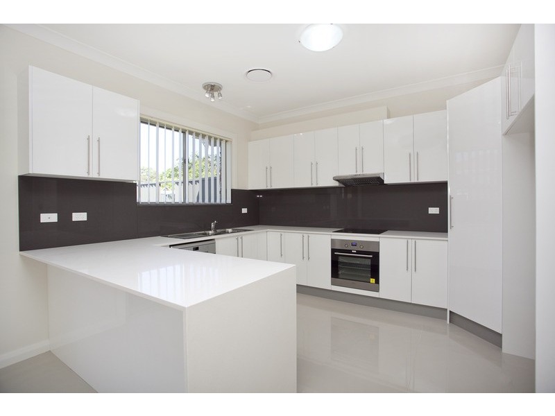 3 Laundess Avenue, Panania NSW 2213