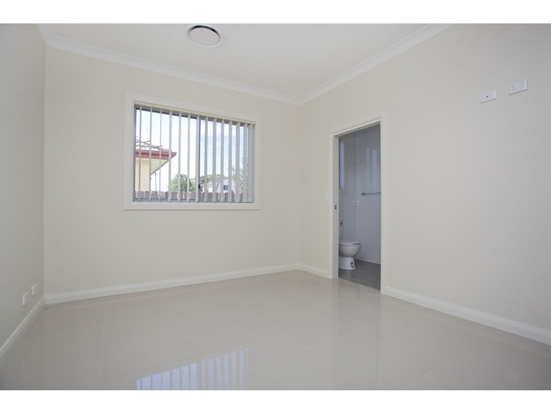 3 Laundess Avenue, Panania NSW 2213