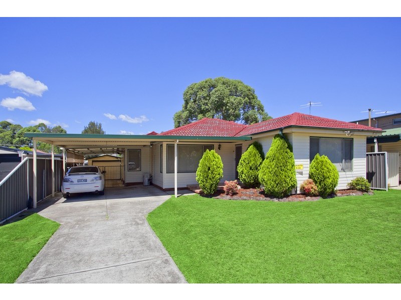 33  Whittle Avenue, Milperra NSW 2214