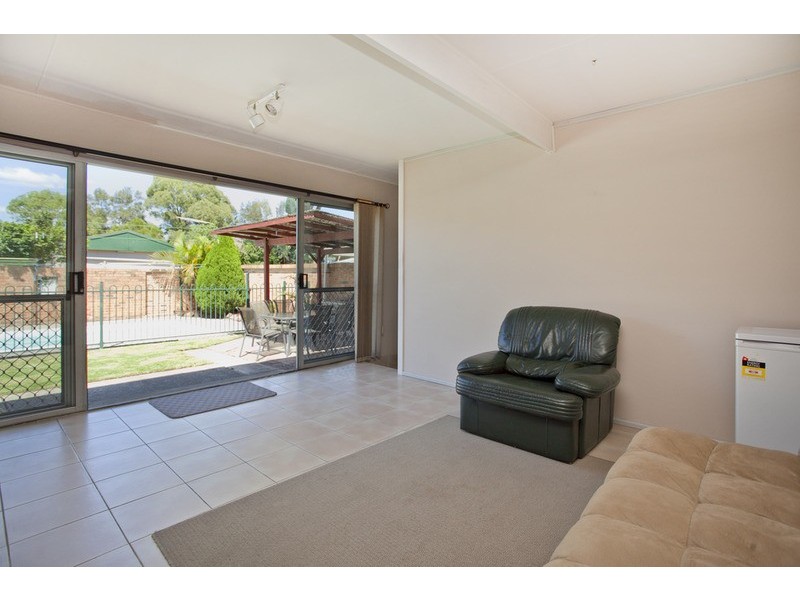 33  Whittle Avenue, Milperra NSW 2214