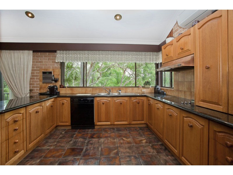 852a Henry Lawson  Drive, Picnic Point NSW 2213