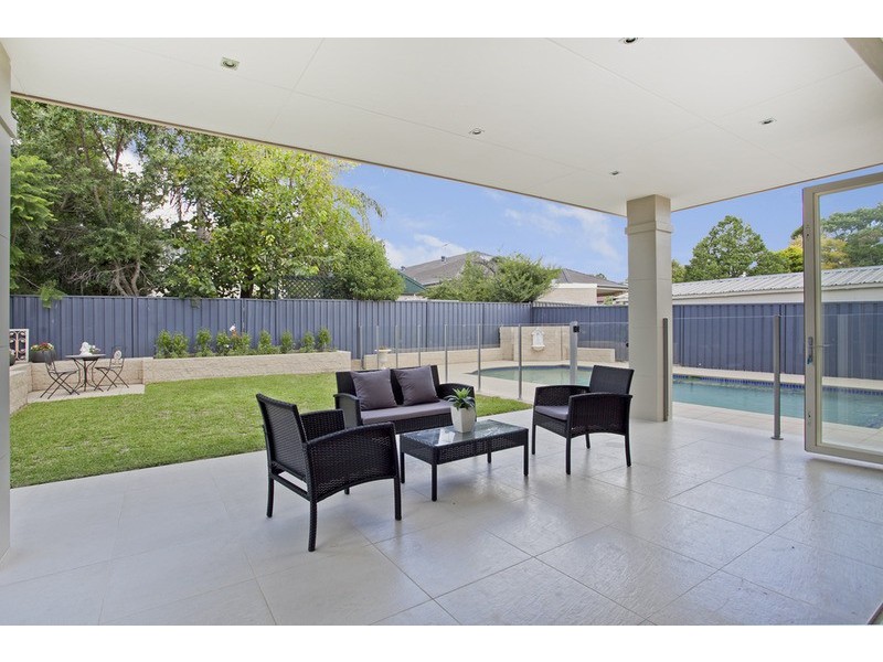 9 Seidel Avenue, Picnic Point NSW 2213