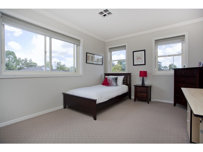 9 Seidel Avenue, Picnic Point NSW 2213