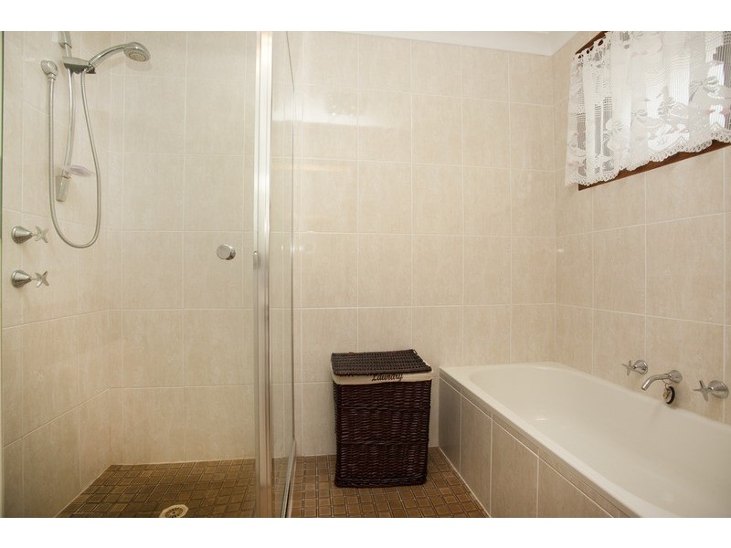 16 Links Avenue, Milperra NSW 2214