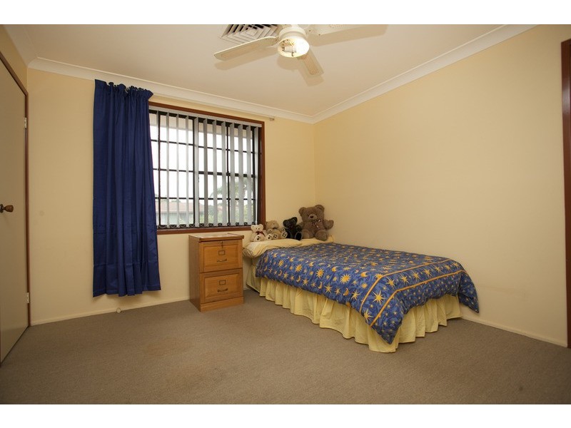 16 Links Avenue, Milperra NSW 2214