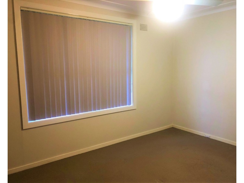 5 Oxley Avenue, Panania NSW 2213