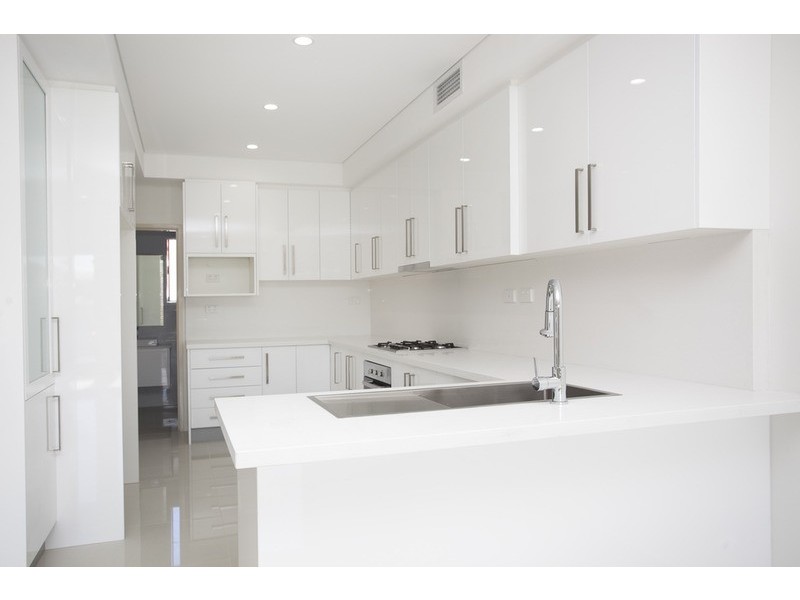 52 Banks Street, Padstow NSW 2211