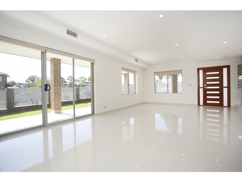 52 Banks Street, Padstow NSW 2211