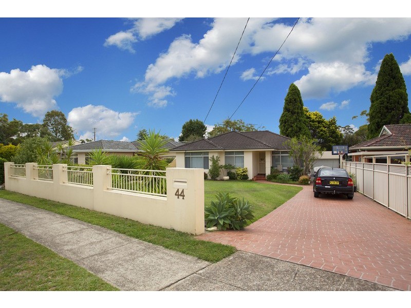 44 Churchill  Road, Padstow Heights NSW 2211