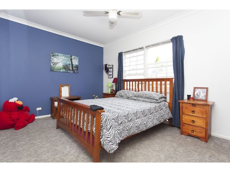 52 Wall Avenue, Panania NSW 2213