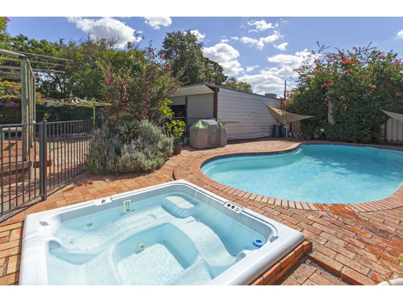 68 Sandakan Road, Revesby Heights NSW 2212