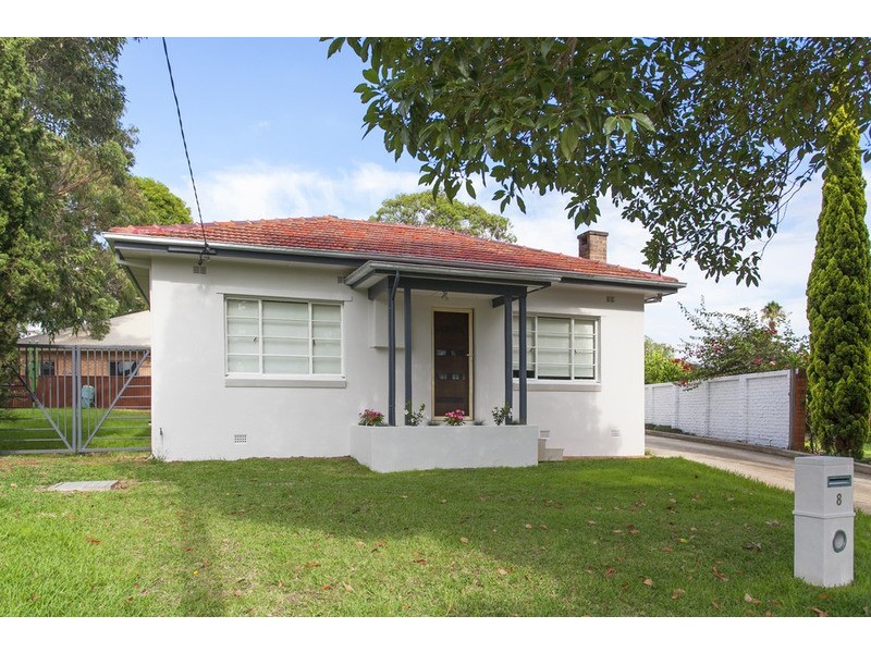 8 Blanche Avenue, Padstow NSW 2211