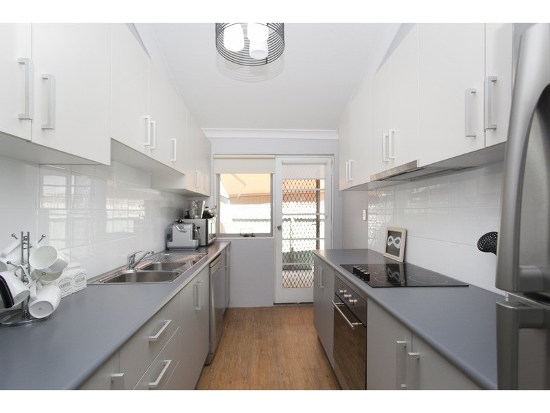 2/15 Baldwin  Street, Padstow NSW 2211