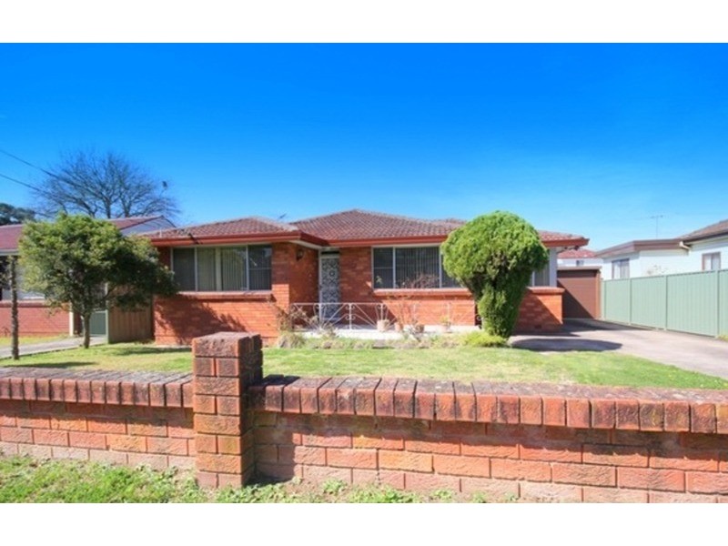 13 Nichols Avenue, Revesby NSW 2212