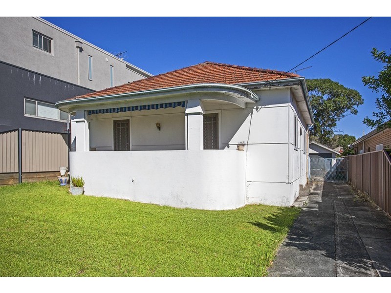 64 Henry Street, Punchbowl NSW 2196