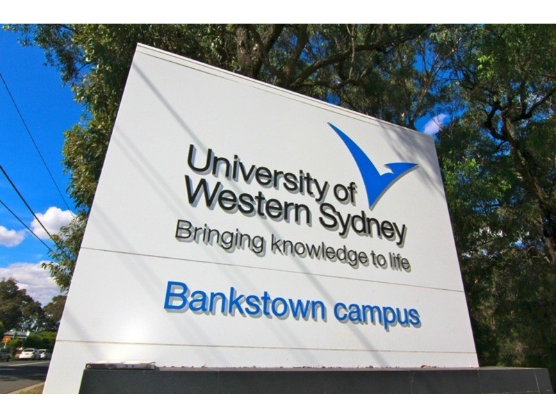 21 Dernancourt  Parade, Milperra NSW 2214