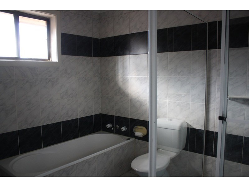 1/115 Davies  Road, Padstow NSW 2211