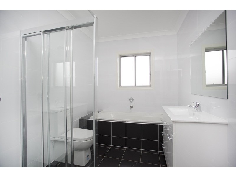 59 Lehn Road, East Hills NSW 2213