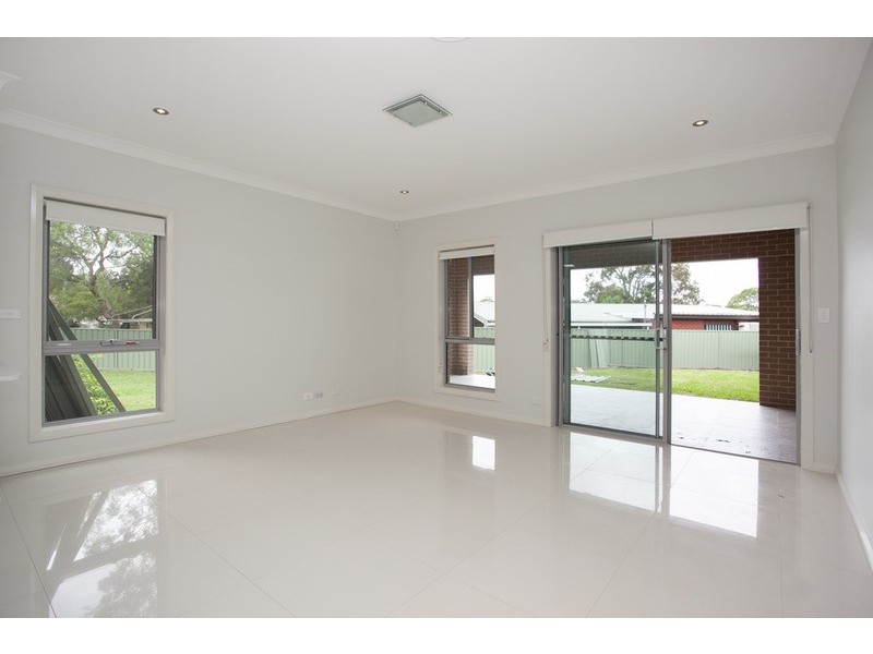 59 Lehn Road, East Hills NSW 2213