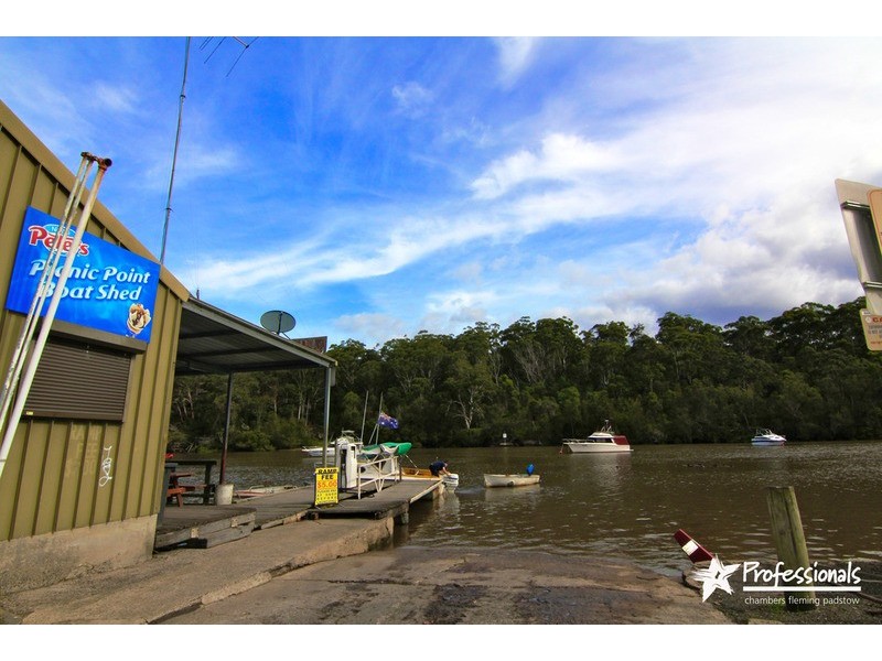 104 Ramsay Road, Picnic Point NSW 2213