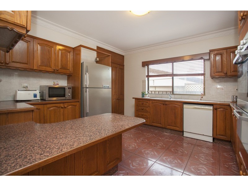 20 Zonnebeke Avenue, Milperra NSW 2214