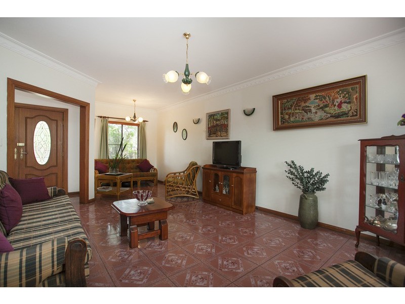 20 Zonnebeke Avenue, Milperra NSW 2214