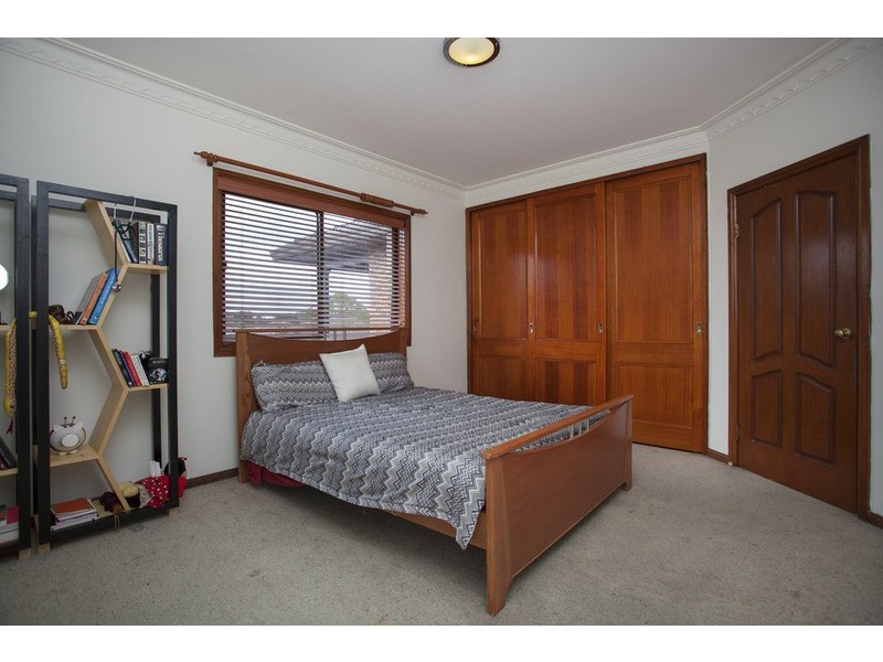 20 Zonnebeke Avenue, Milperra NSW 2214