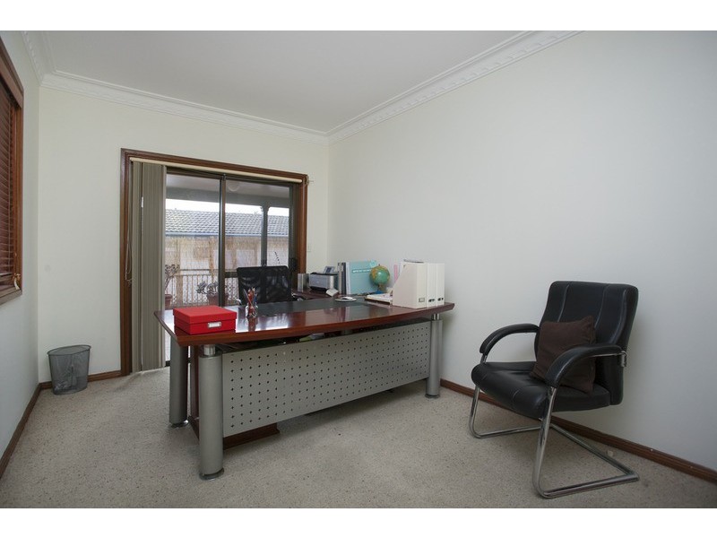 20 Zonnebeke Avenue, Milperra NSW 2214