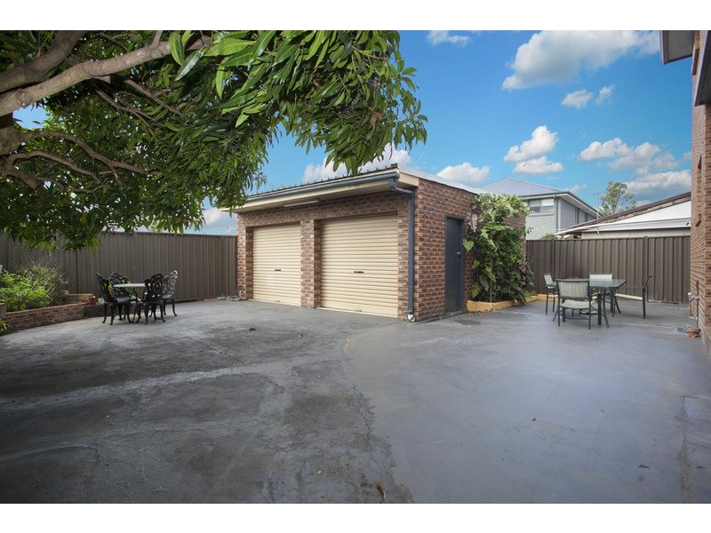 20 Zonnebeke Avenue, Milperra NSW 2214