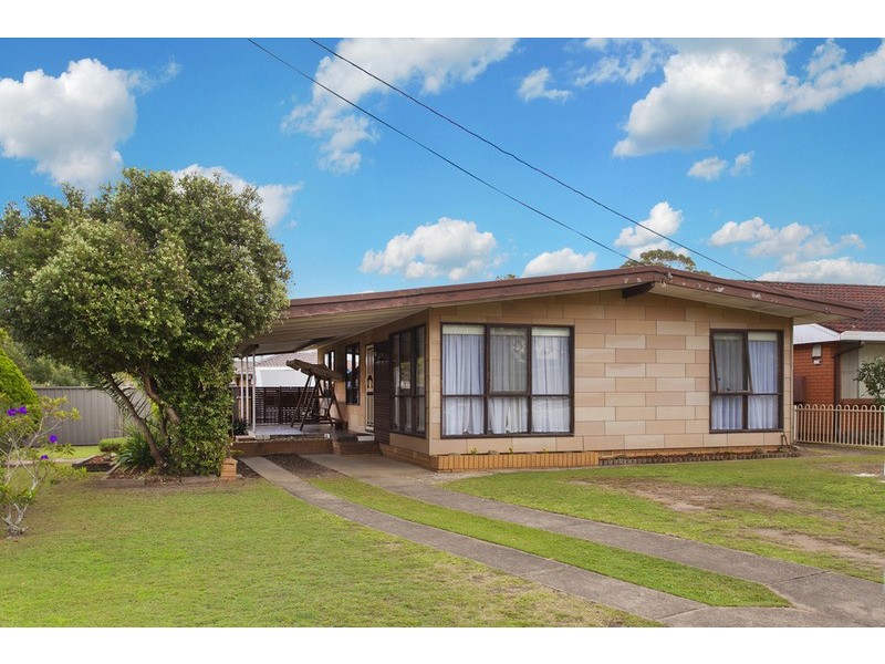 43 Newland Avenue, Milperra NSW 2214