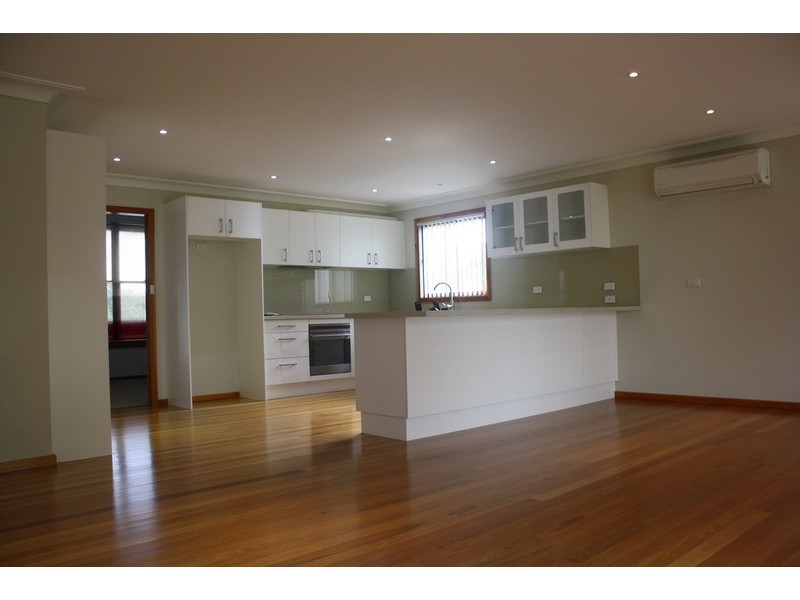 17 Peake Parade, Peakhurst NSW 2210