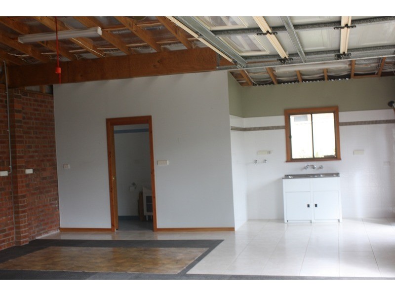 17 Peake Parade, Peakhurst NSW 2210