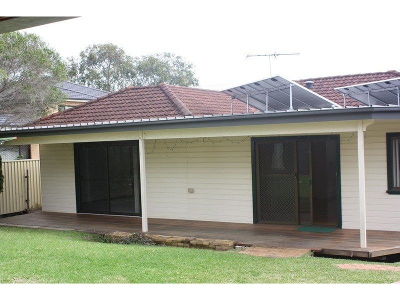 17 Peake Parade, Peakhurst NSW 2210