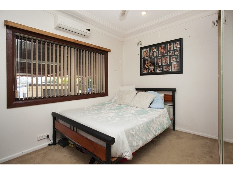 17  Taloma  Street, Picnic Point NSW 2213