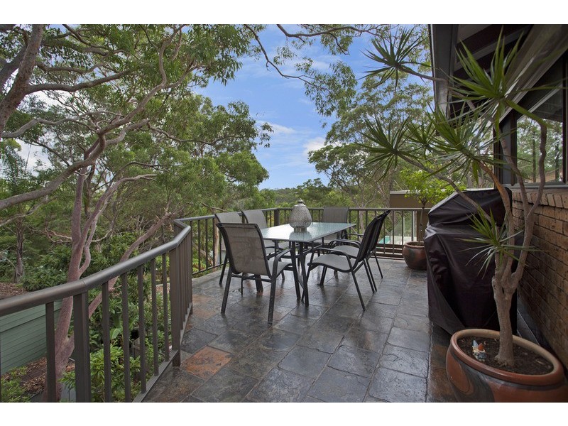 852a Henry Lawson  Drive, Picnic Point NSW 2213