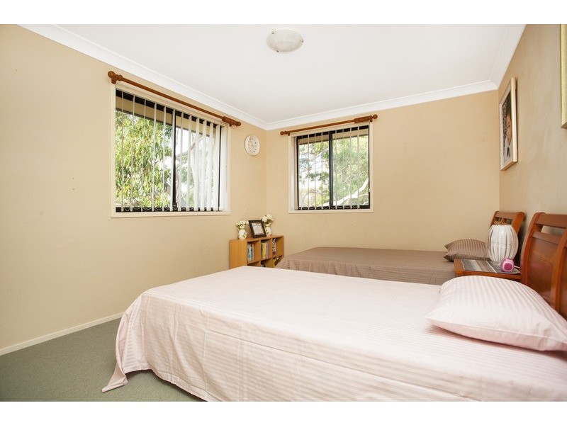 2A Uki Avenue, Picnic Point NSW 2213