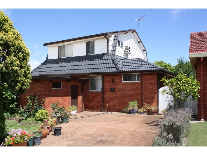 41 Gowlland  Parade, Panania NSW 2213