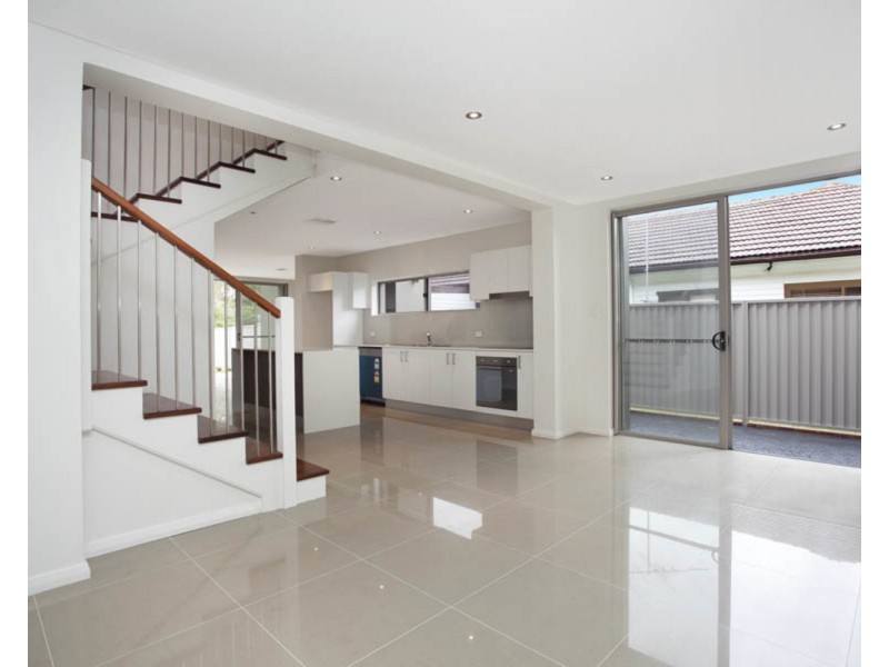 86 Kennedy Street, Picnic Point NSW 2213