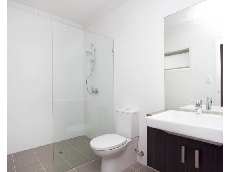 86 Kennedy Street, Picnic Point NSW 2213