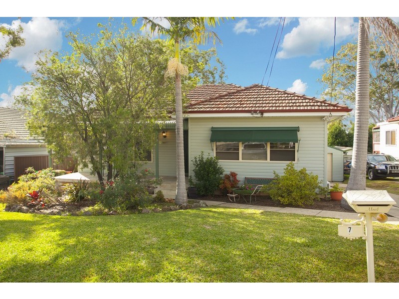 7 Brockman Avenue, Revesby Heights NSW 2212