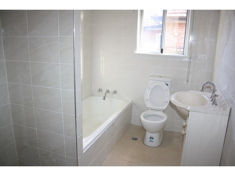 18 Beale Street, Georges Hall NSW 2198