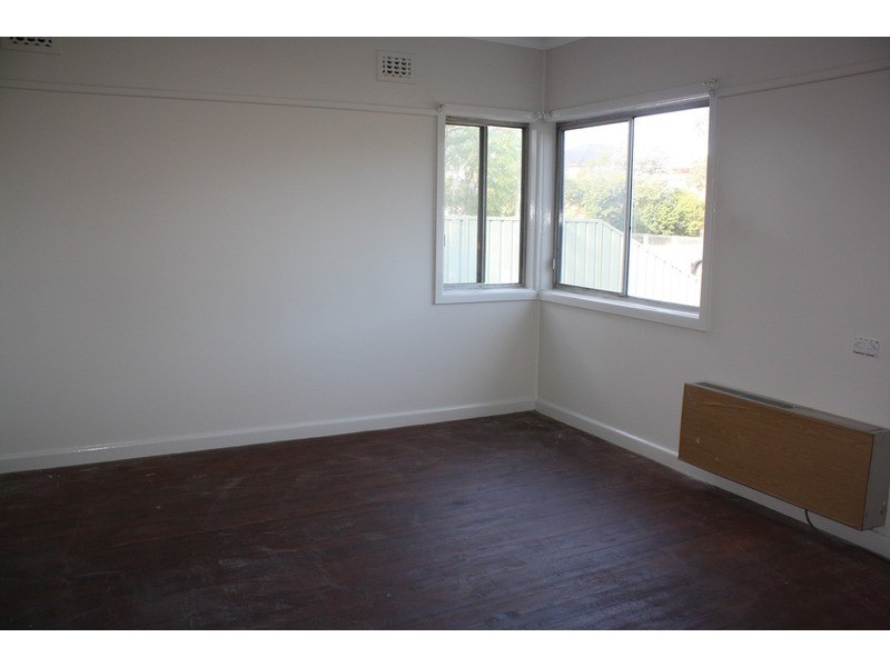 18 Beale Street, Georges Hall NSW 2198