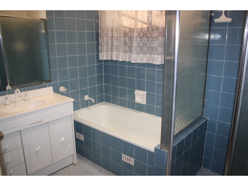 6 Lindsay Street, Panania NSW 2213