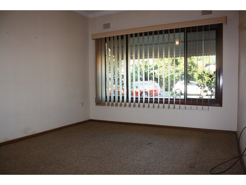 6 Lindsay Street, Panania NSW 2213