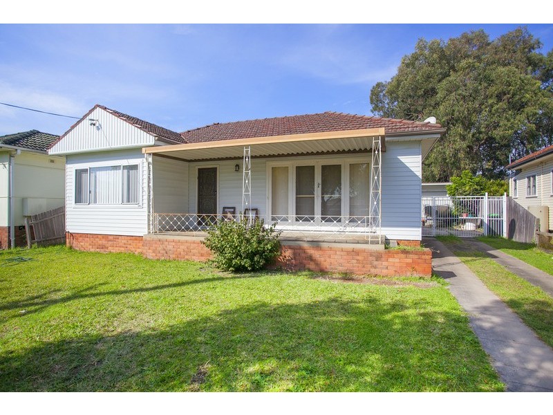 9 Banks Street, Padstow NSW 2211